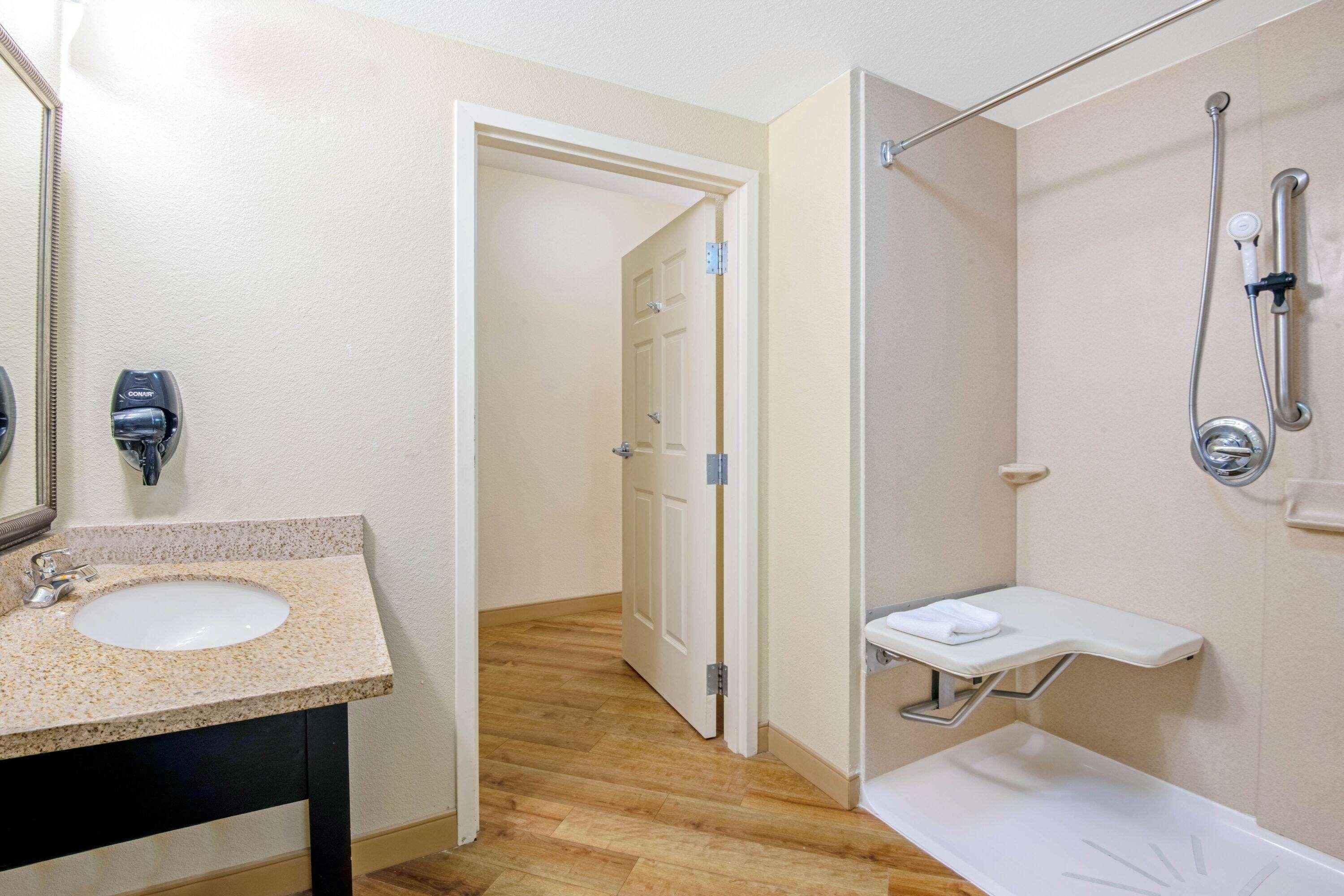 La Quinta By Wyndham Lawton / Fort Sill Εξωτερικό φωτογραφία